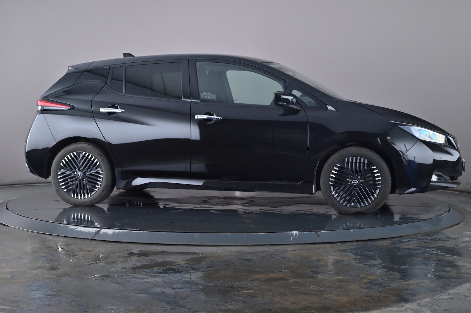 Used Nissan Leaf 2023 for sale - 76716434: Photo 34