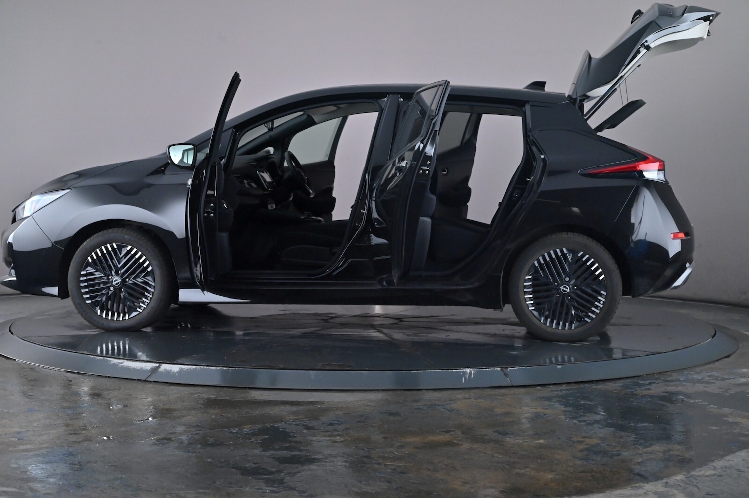 Used Nissan Leaf 2023 for sale - 76716434: Photo 50