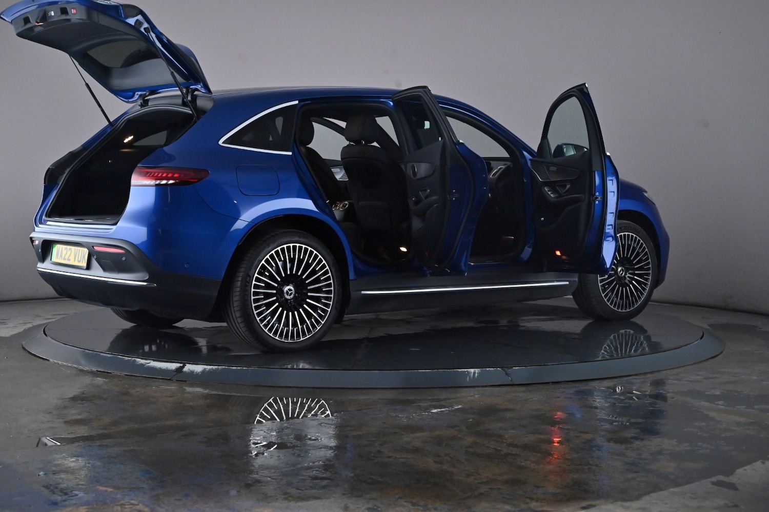 Used Mercedes-Benz EQC 2022 for sale - 76716539: Photo 65