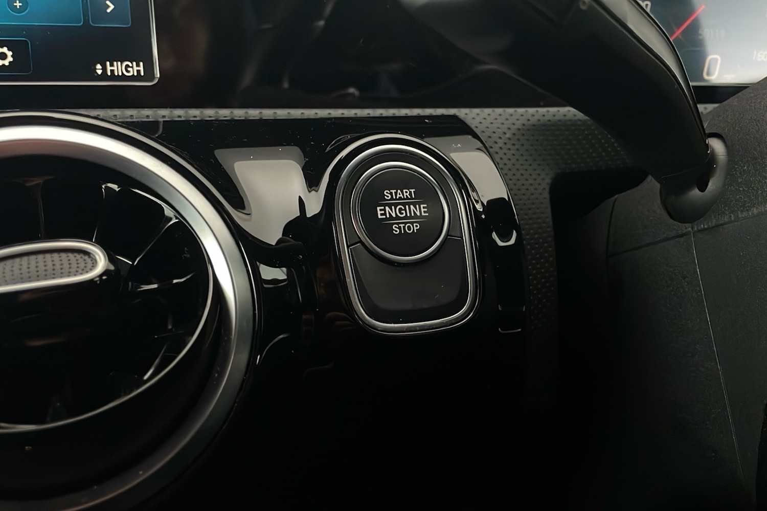 Used Mercedes-Benz A-Class 2020 for sale - 77080720: Photo 20