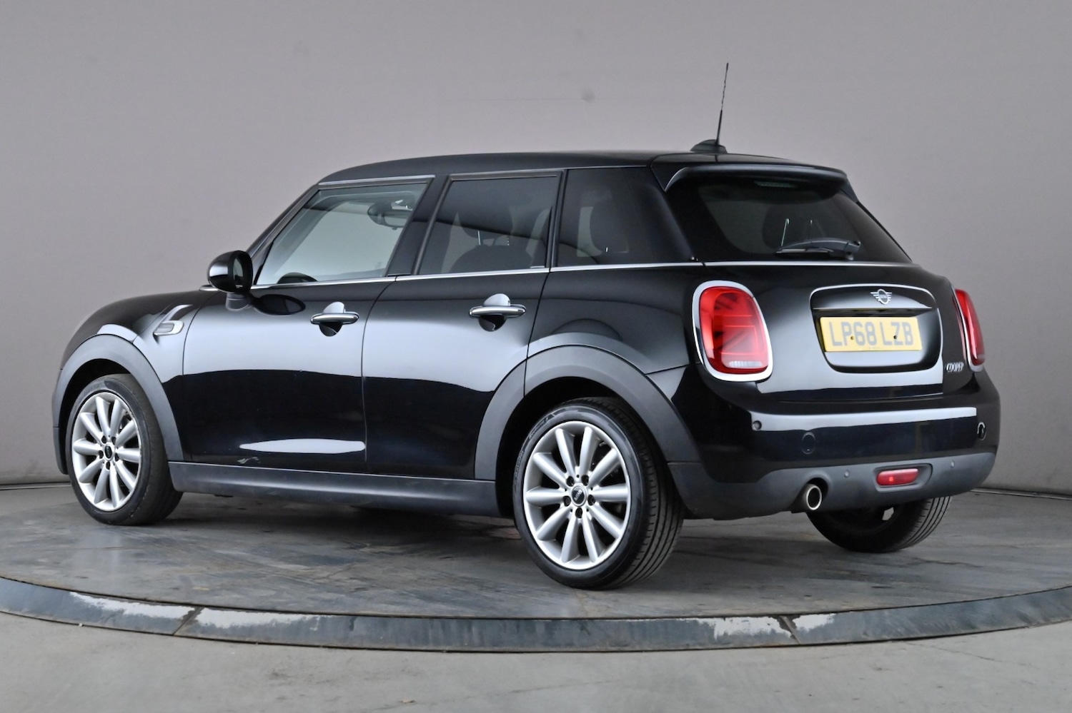 Used MINI Hatch 2018 for sale - 77781336: Photo 4