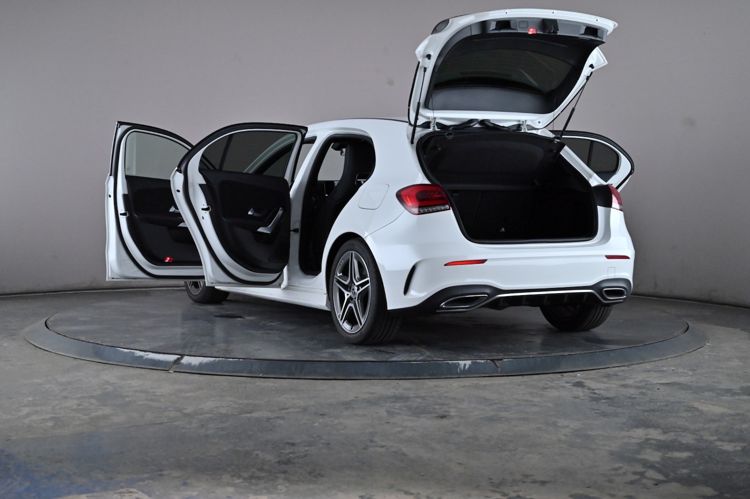 Used Mercedes-Benz A-Class 2019 for sale - 76672383: Photo 68