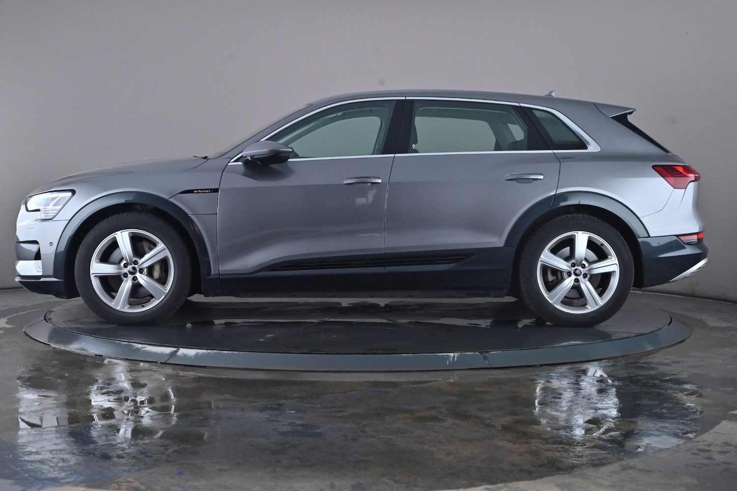 Used Audi e-tron 2022 for sale - 76716534: Photo 15