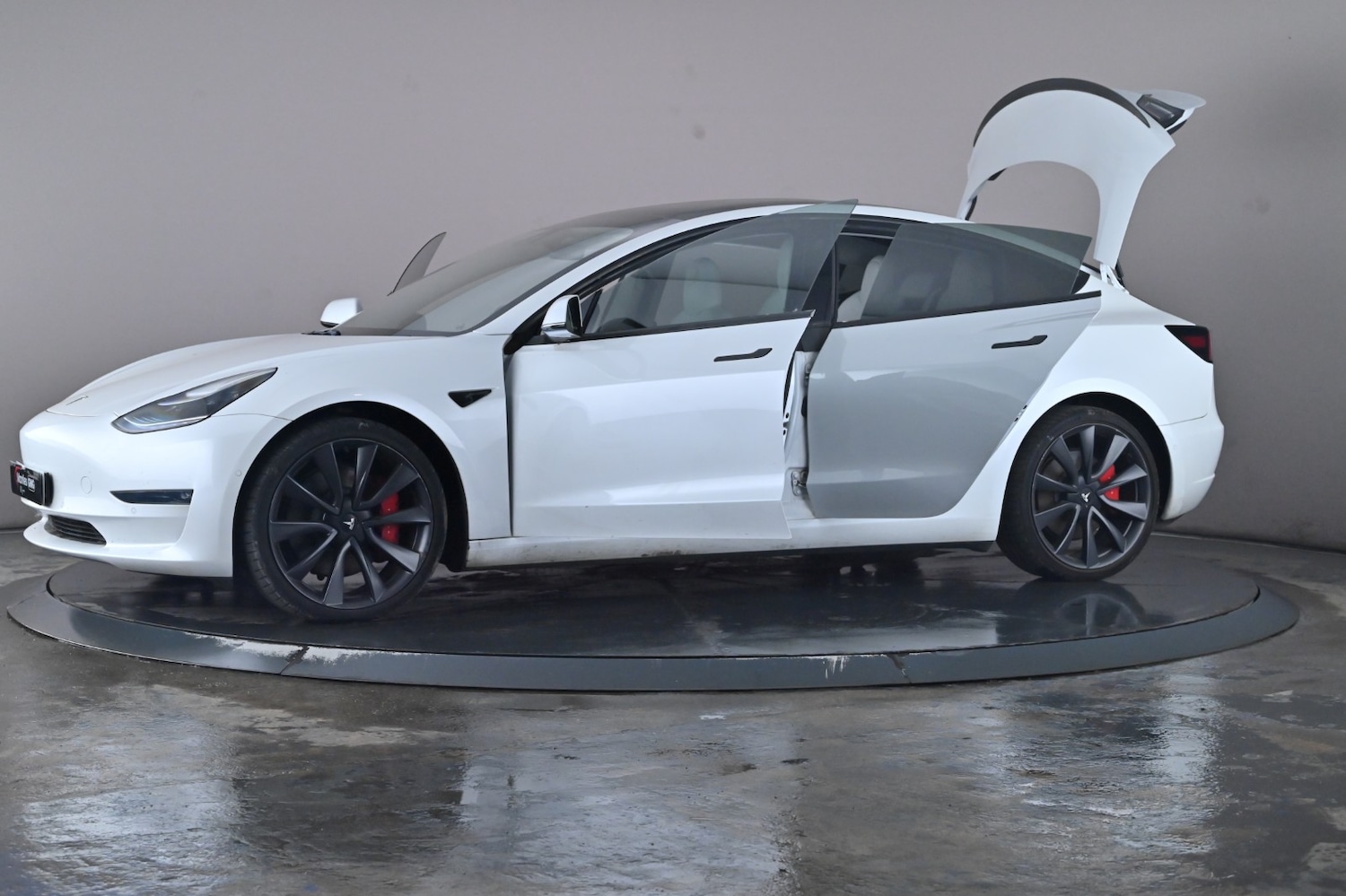 Used Tesla Model 3 2020 for sale - 76716527: Photo 48
