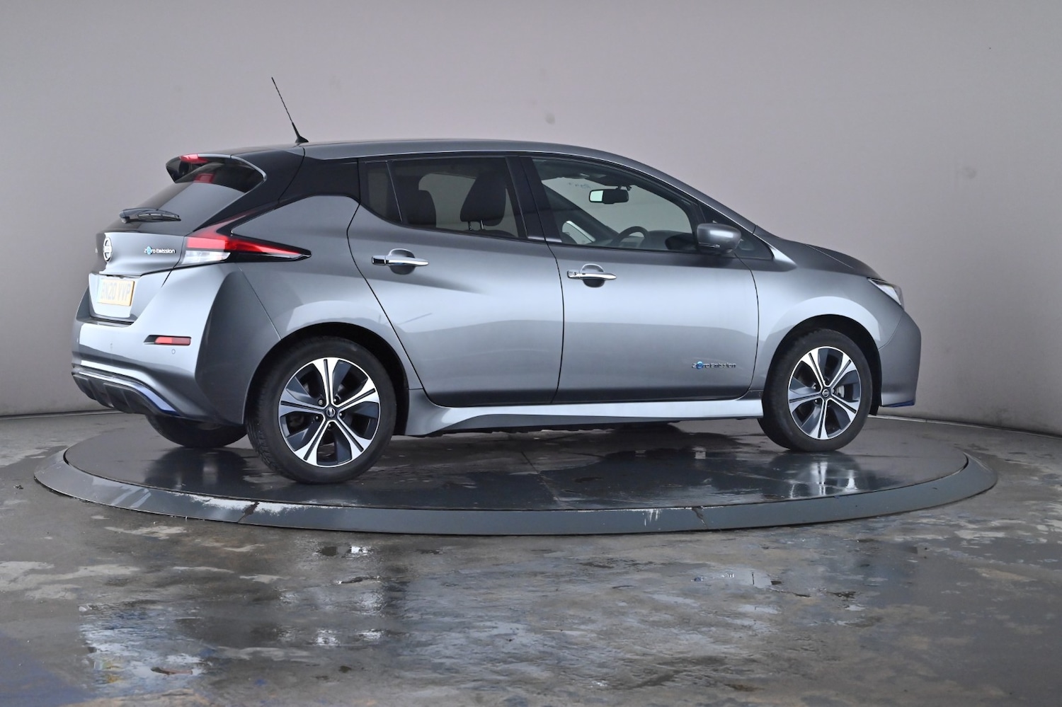 Used Nissan Leaf 2020 for sale - 76730486: Photo 30