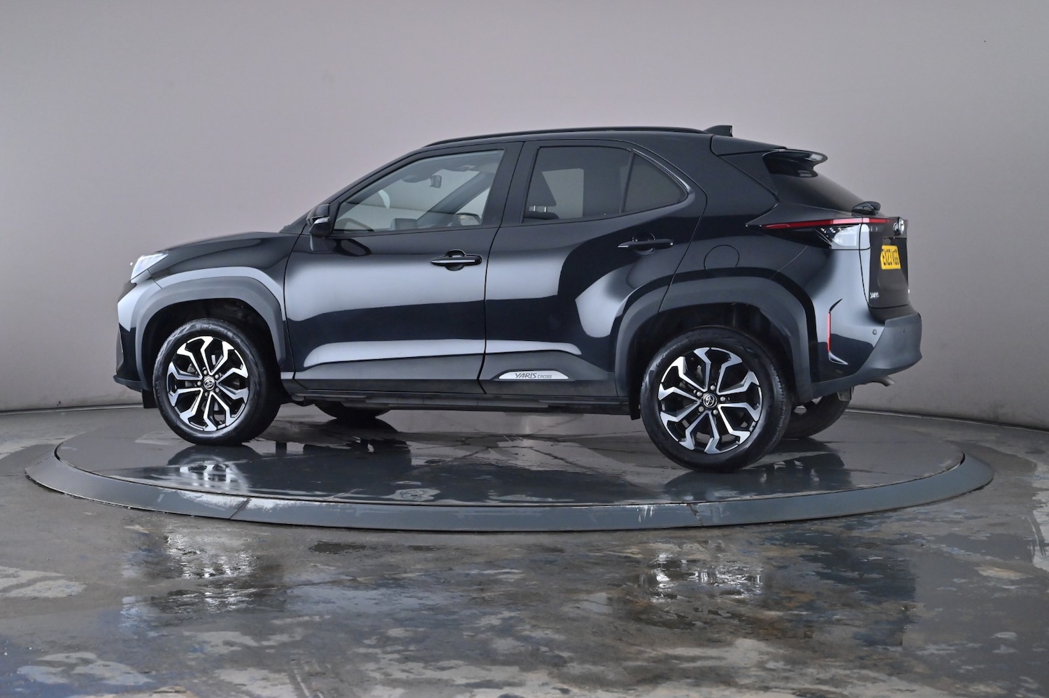 Used Toyota Yaris Cross 2023 for sale - 76672377: Photo 34