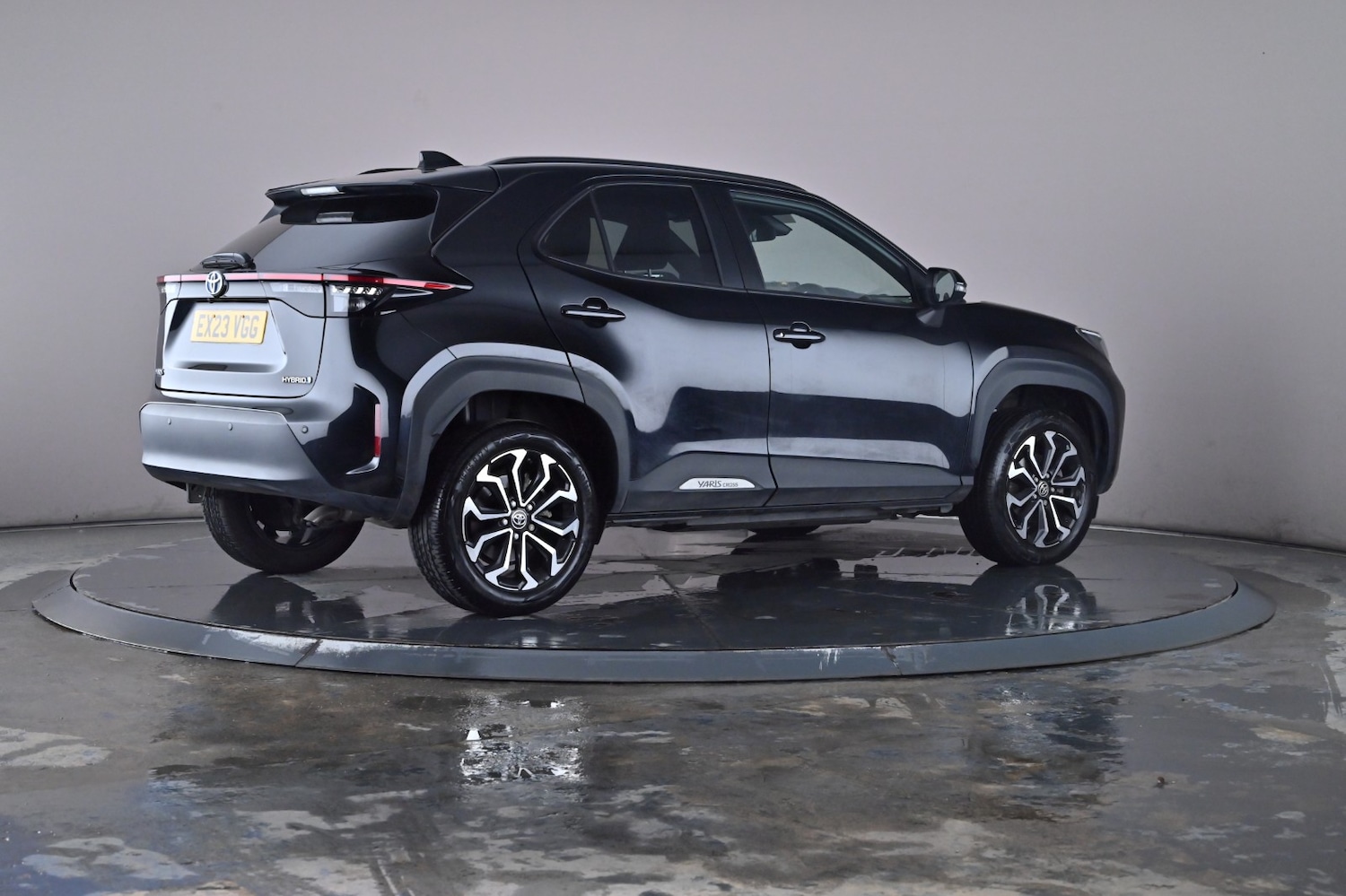 Used Toyota Yaris Cross 2023 for sale - 76672377: Photo 46