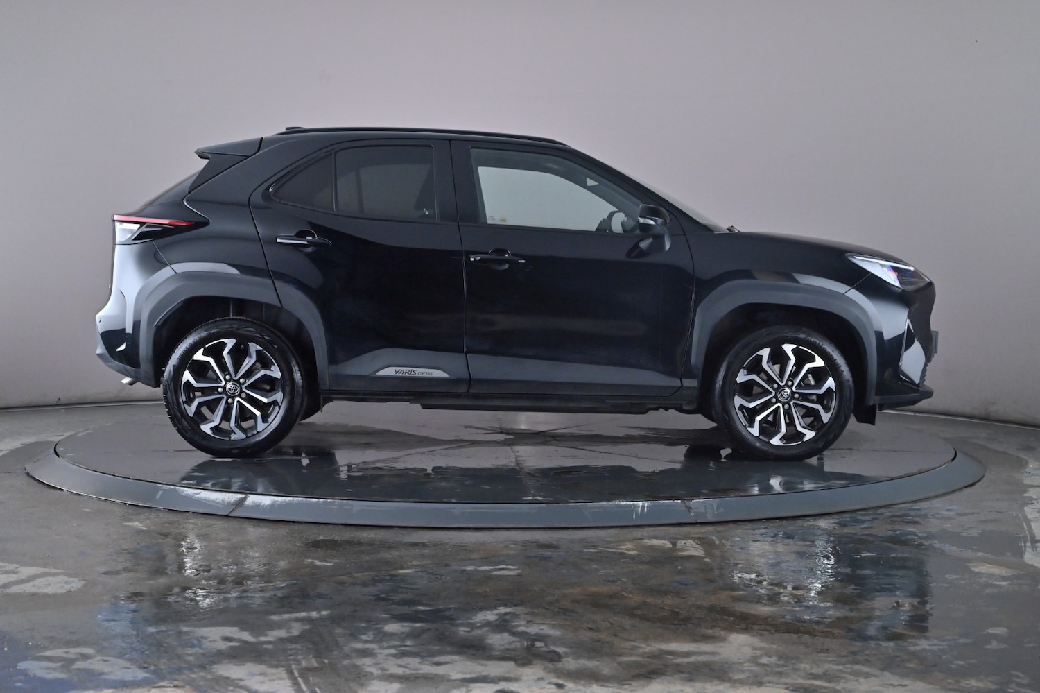 Used Toyota Yaris Cross 2023 for sale - 76672377: Photo 50