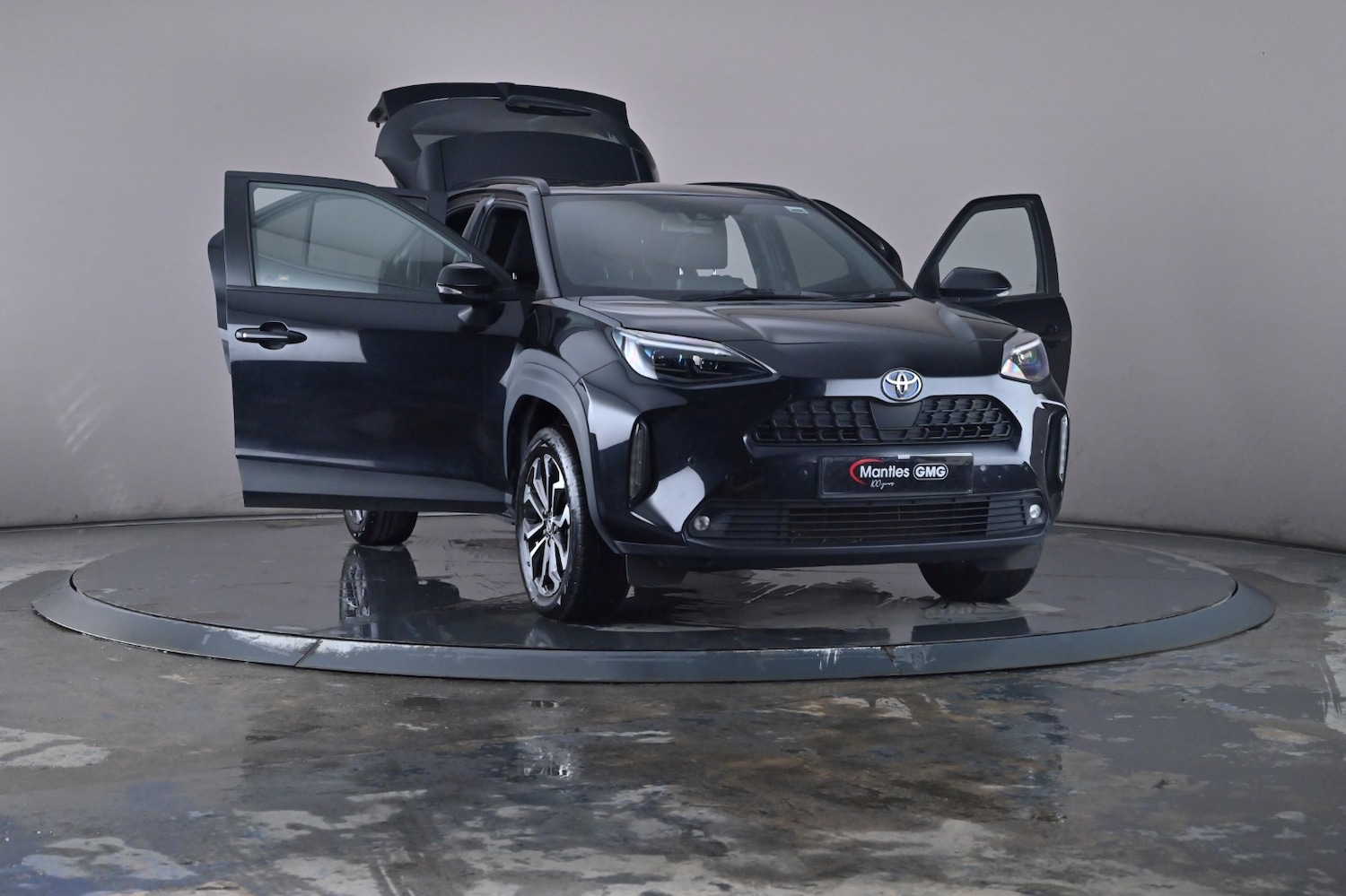 Used Toyota Yaris Cross 2023 for sale - 76672377: Photo 57