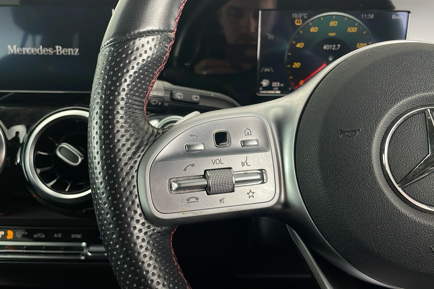 Used Mercedes-Benz GLB 2021 for sale - 76769091: Photo 14