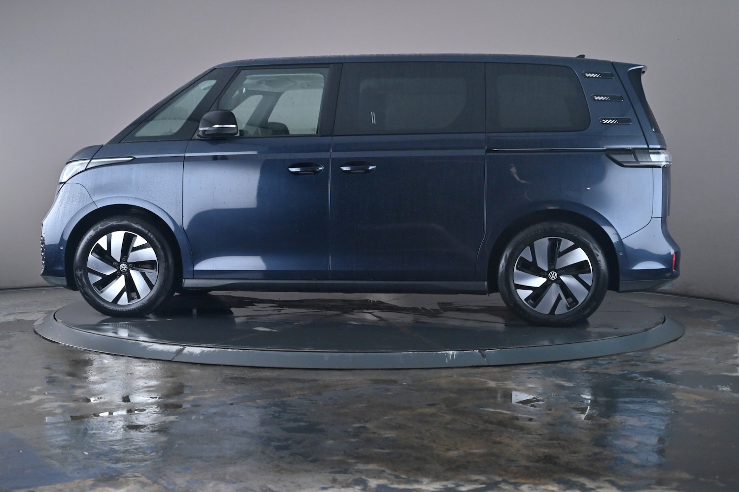 Used Volkswagen ID.Buzz 2023 for sale - 76716489: Photo 16