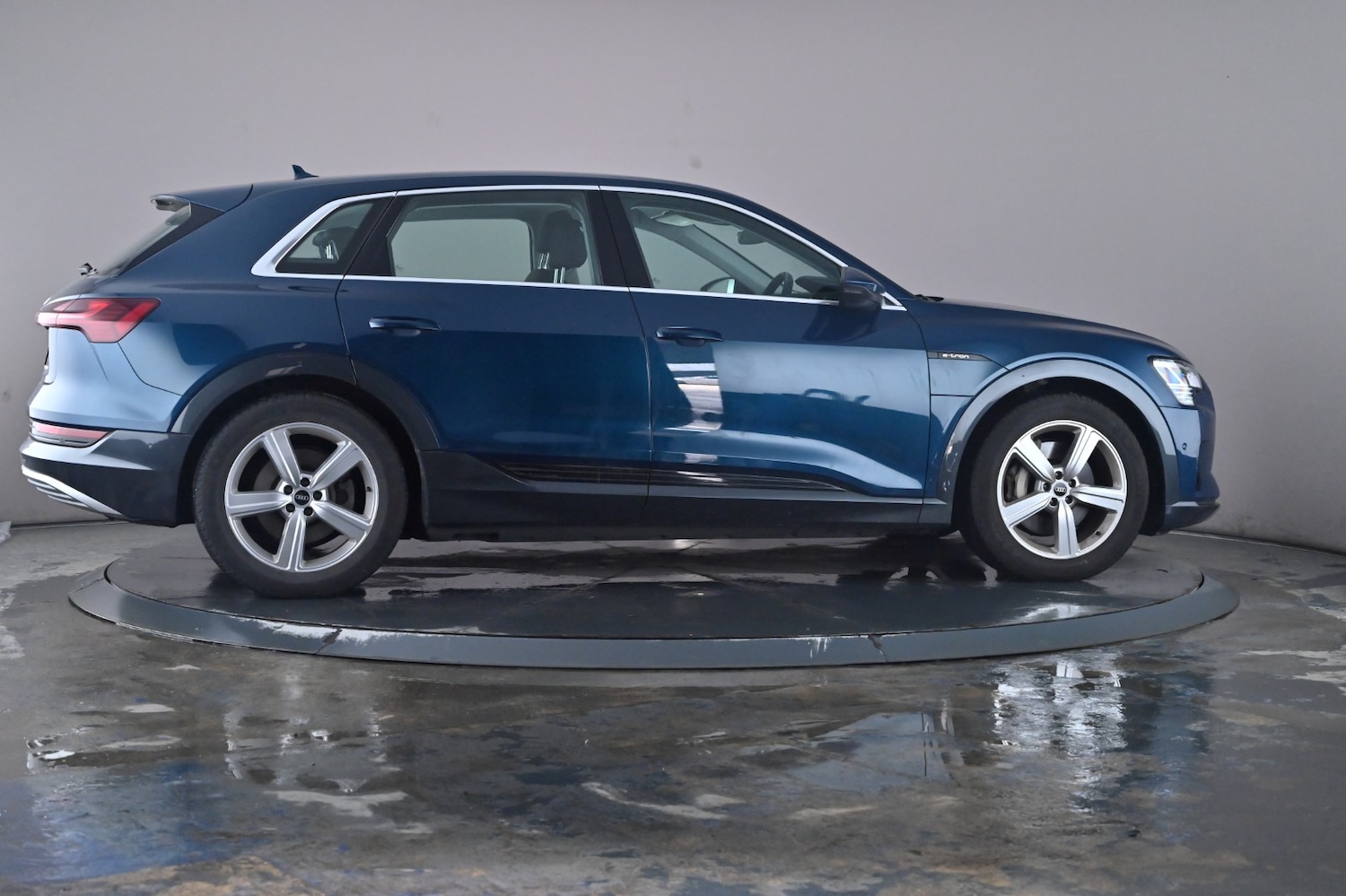 Used Audi e-tron 2021 for sale - 76667951: Photo 32