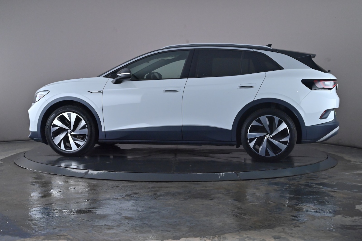 Used Volkswagen ID.4 2021 for sale - 76660329: Photo 16