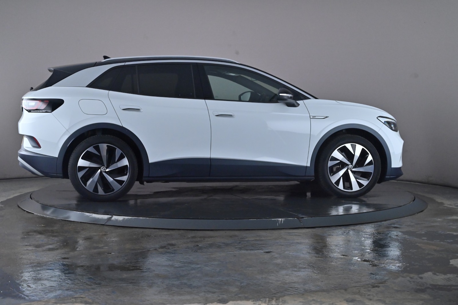 Used Volkswagen ID.4 2021 for sale - 76660329: Photo 32