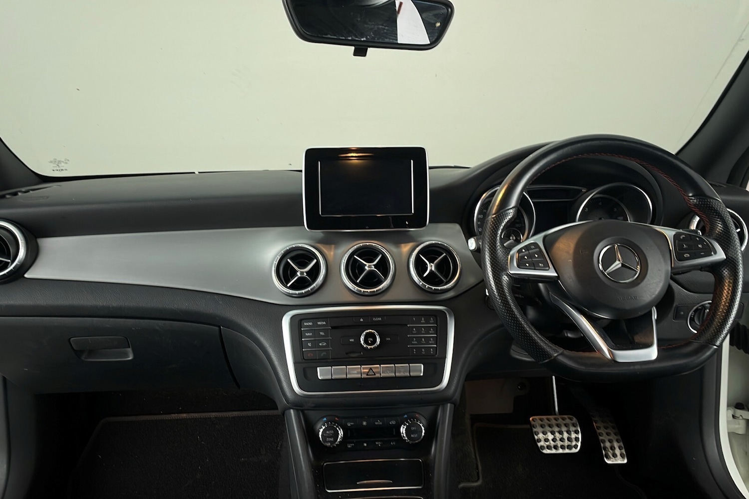 Used Mercedes-Benz CLA 2016 for sale - 76667904: Photo 15