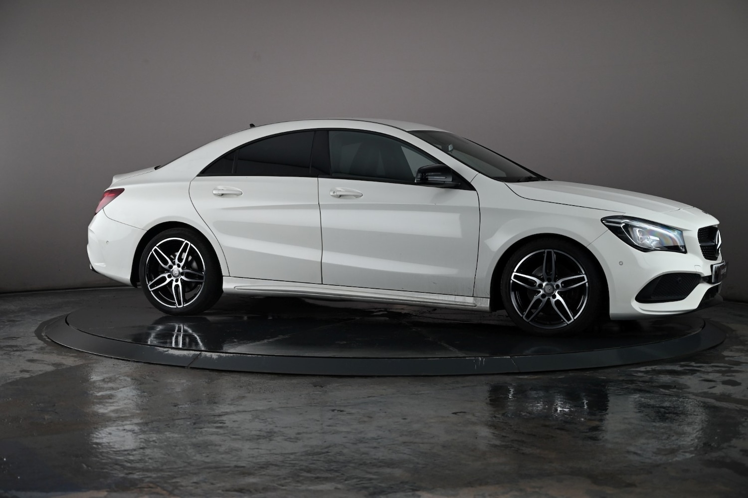 Used Mercedes-Benz CLA 2016 for sale - 76667904: Photo 70
