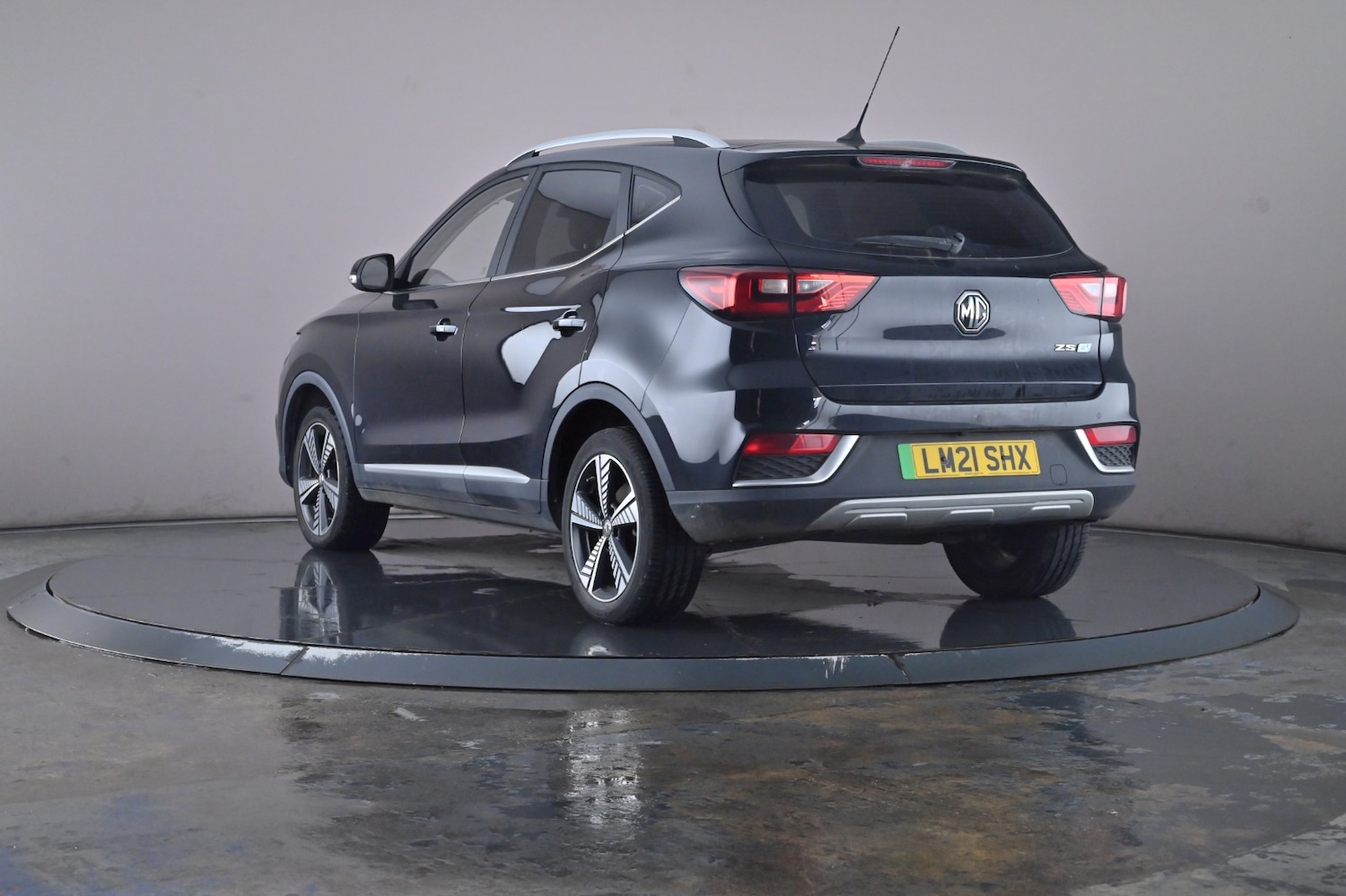Vehicle 21