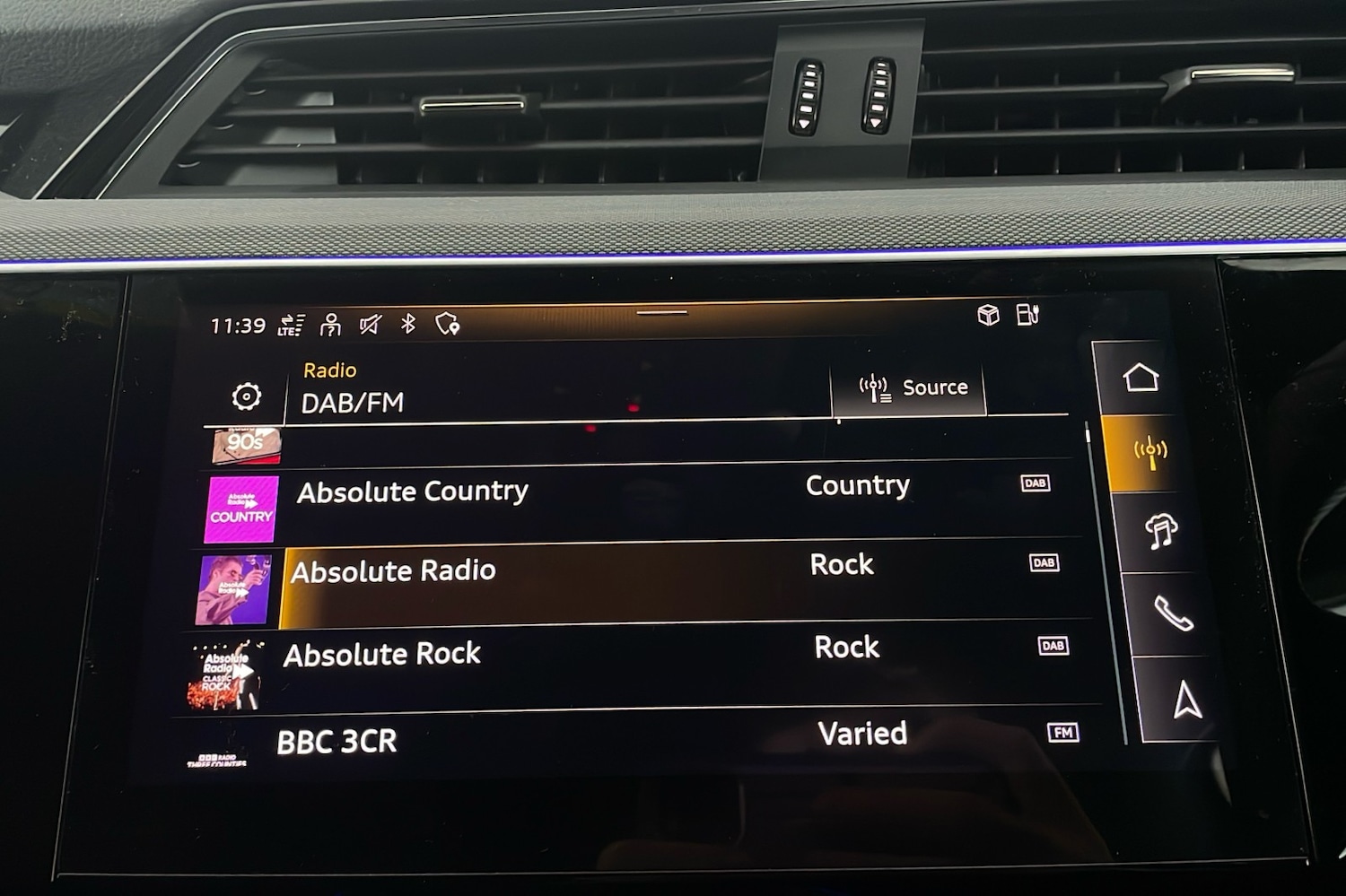 Used Audi Q8 e-tron 2023 for sale - 76305061: Photo 17