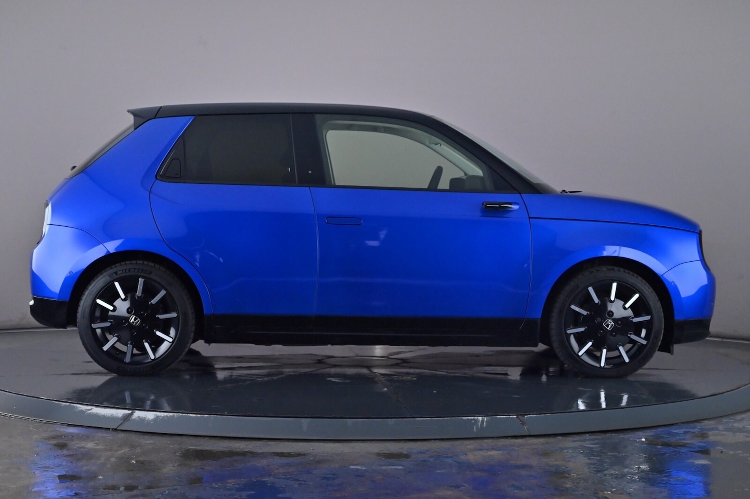 Used Honda e 2022 for sale - 76667961: Photo 3