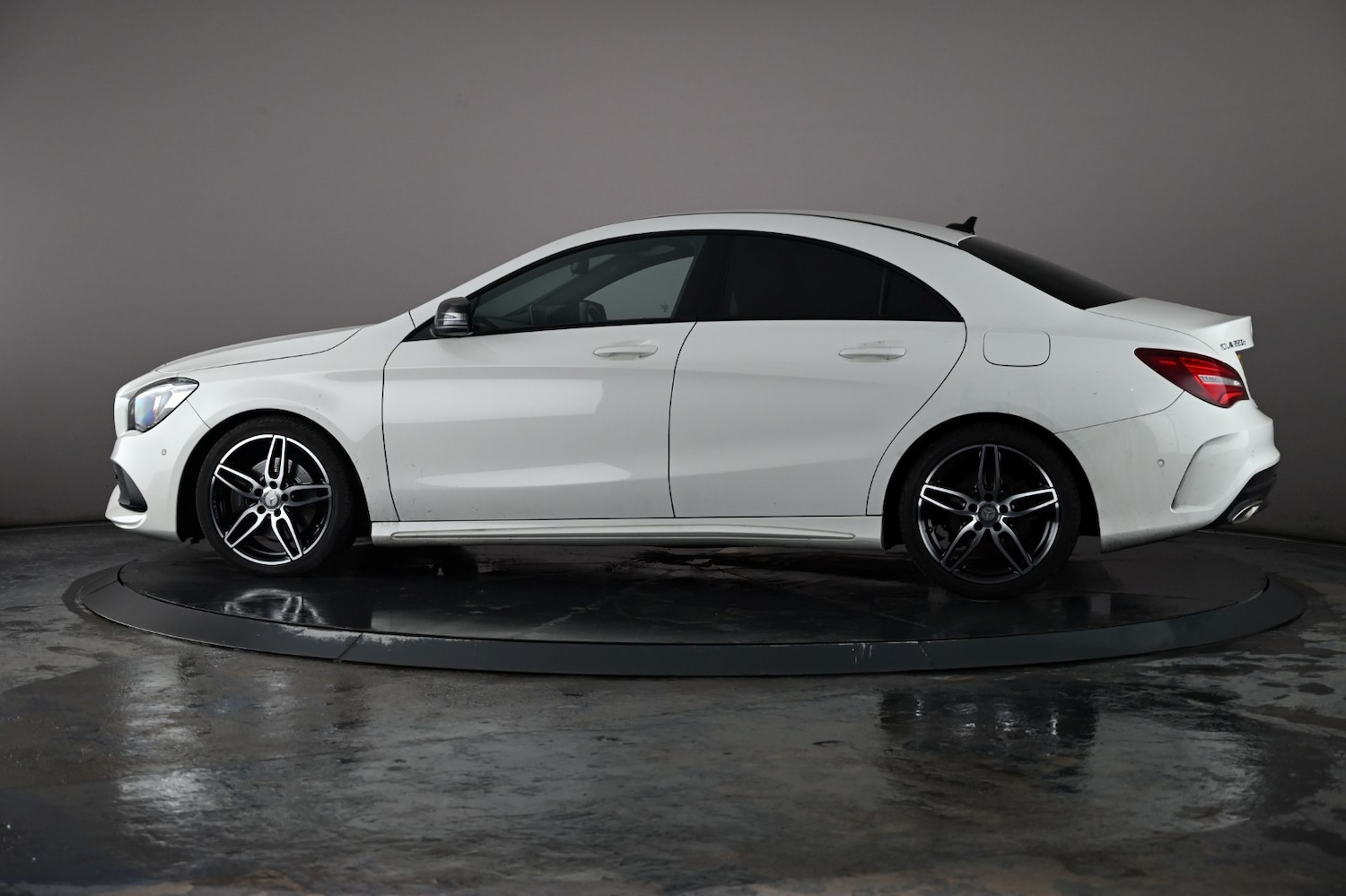 Used Mercedes-Benz CLA 2016 for sale - 76672290: Photo 32