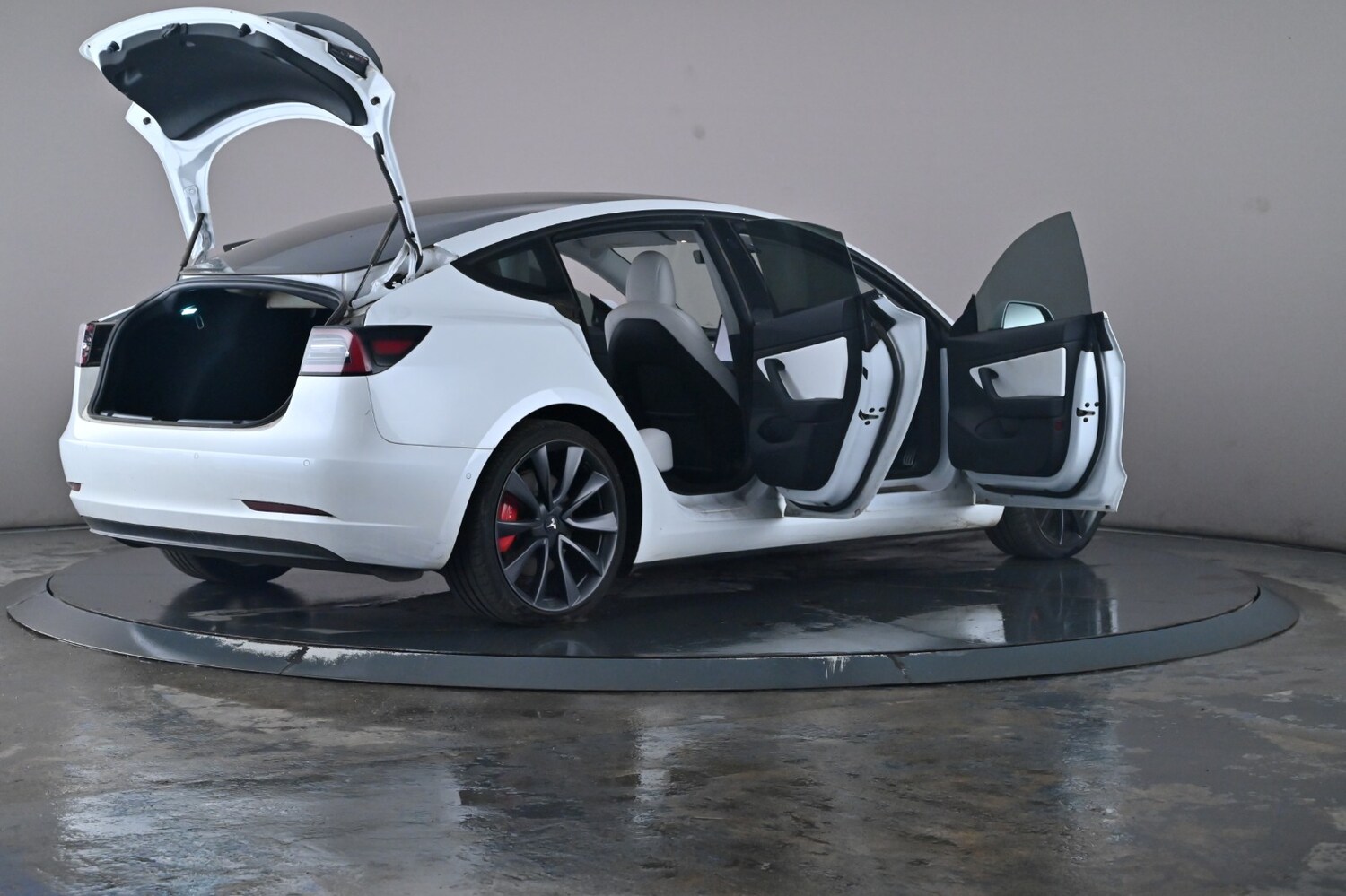 Used Tesla Model 3 2020 for sale - 76635234: Photo 64