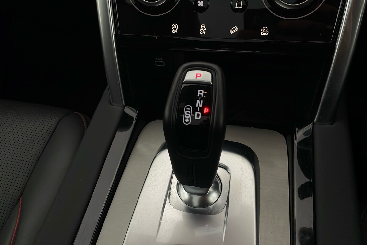 Used Land Rover Discovery Sport 2023 for sale - 76330283: Photo 11