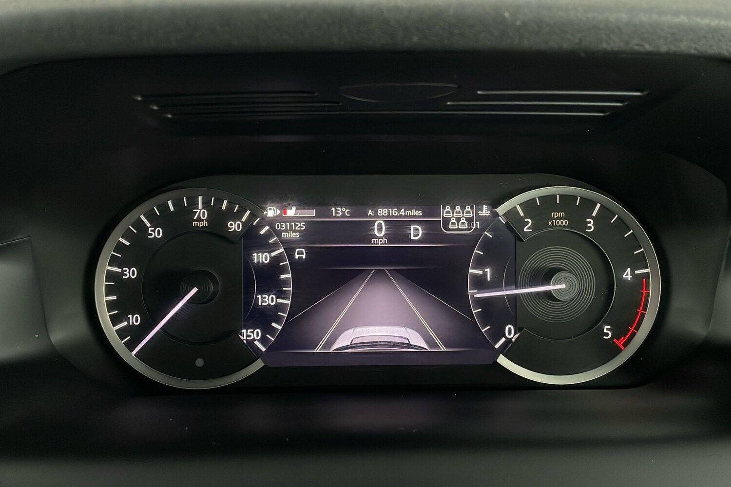 Used Land Rover Discovery Sport 2023 for sale - 76330283: Photo 12