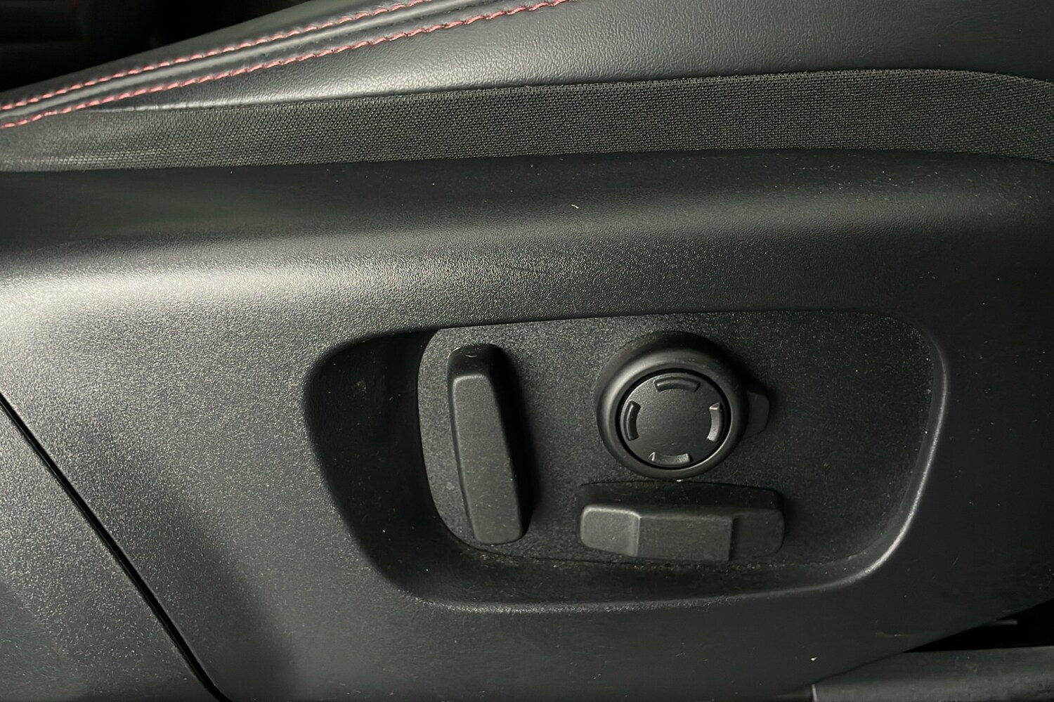 Used Land Rover Discovery Sport 2023 for sale - 76330283: Photo 24