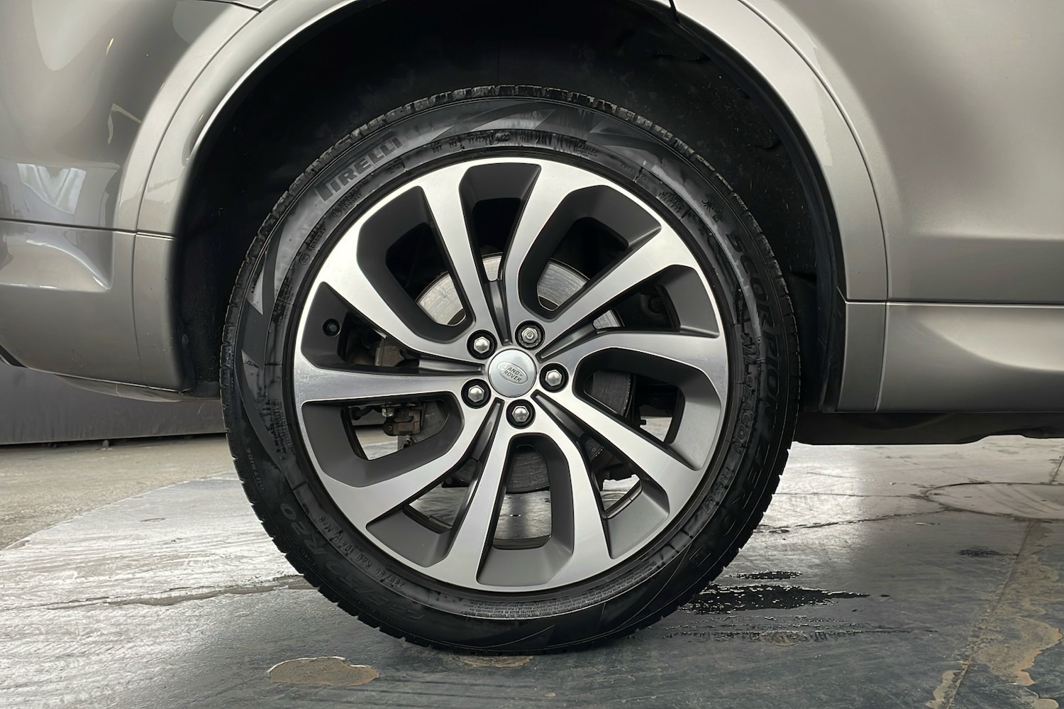 Used Land Rover Discovery Sport 2023 for sale - 76330283: Photo 7