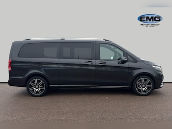 Used Mercedes-Benz V-Class 2023 for sale - 78836162: Photo