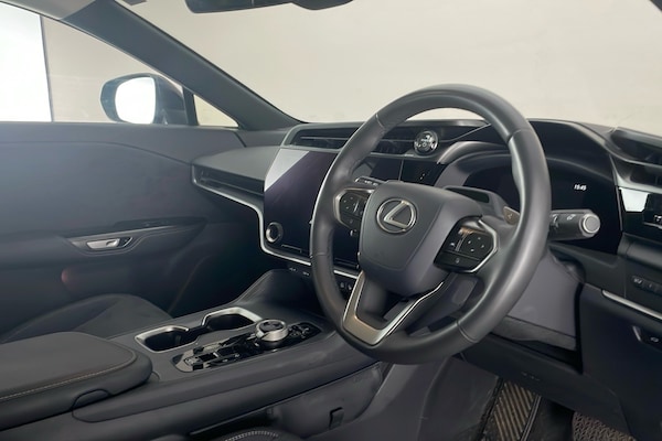 Used Lexus RZ 2024 for sale - 76292752: Photo 10