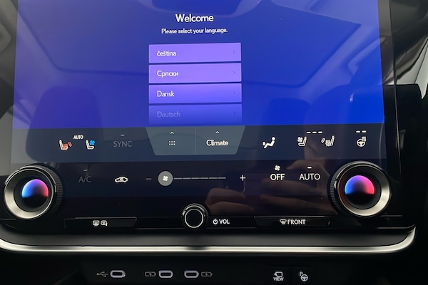 Used Lexus RZ 2024 for sale - 76292752: Photo 13