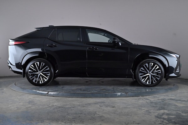 Used Lexus RZ 2024 for sale - 76292752: Photo 3