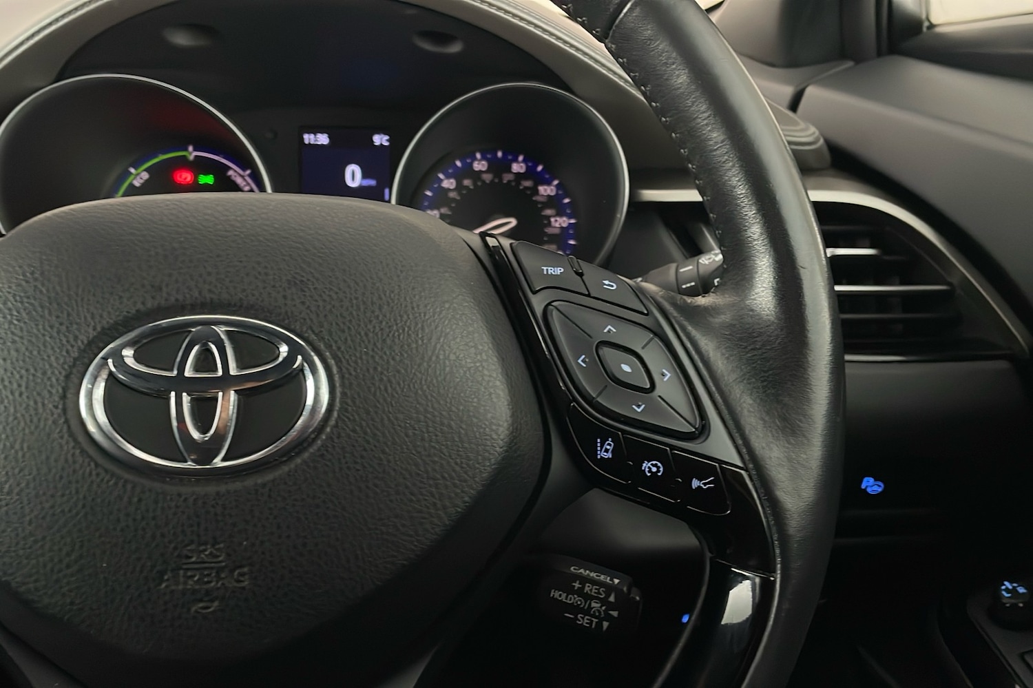 Used Toyota C-HR 2020 for sale - 77968319: Photo 14