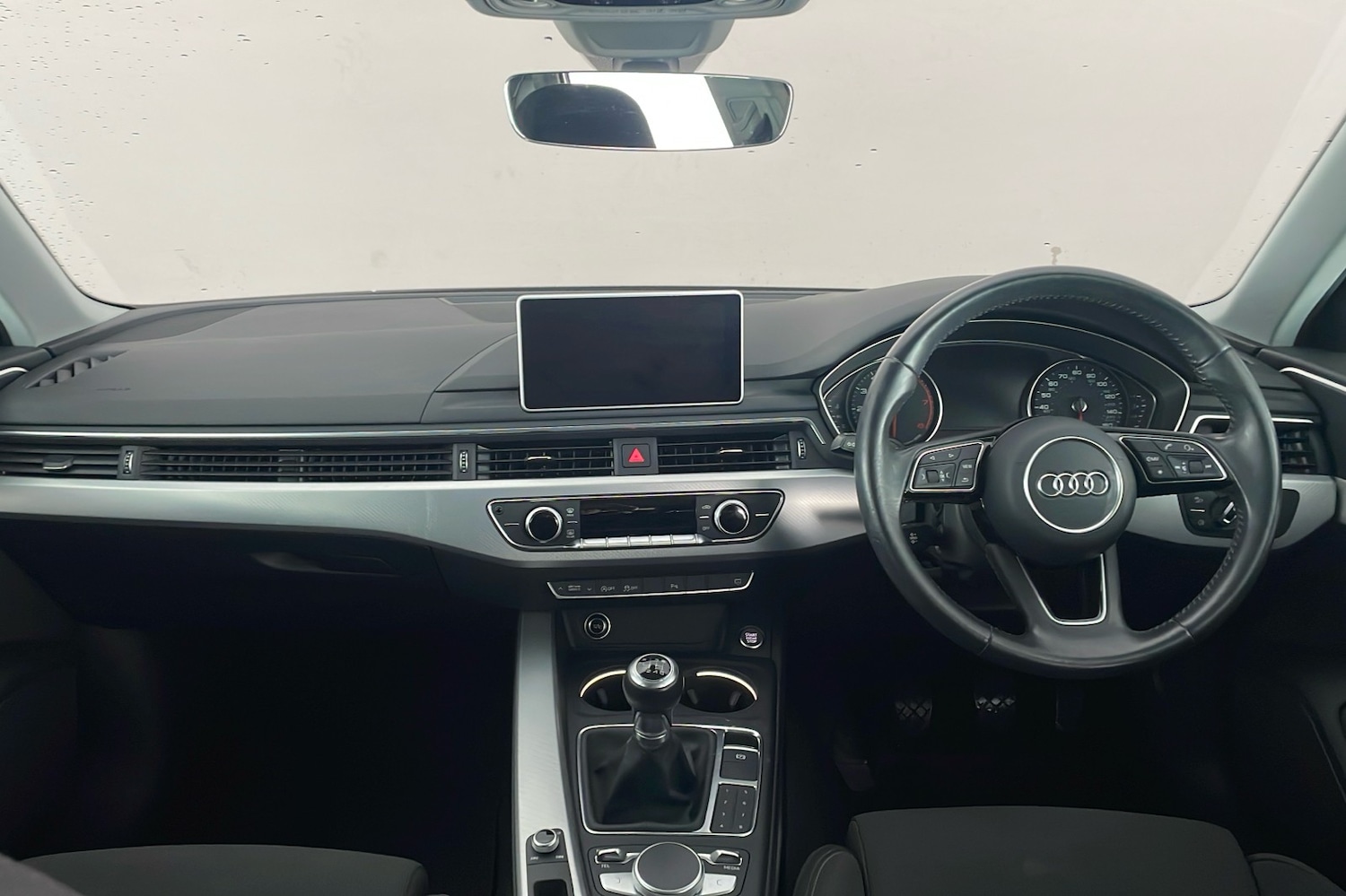 Used Audi A4 2017 for sale - 77107453: Photo 8