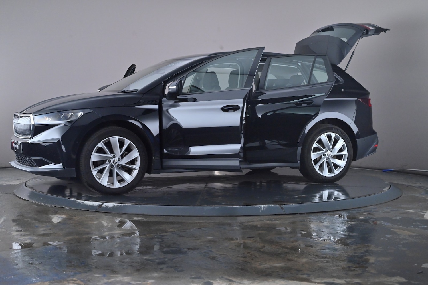 Used Skoda Enyaq 2022 for sale - 76716542: Photo 49