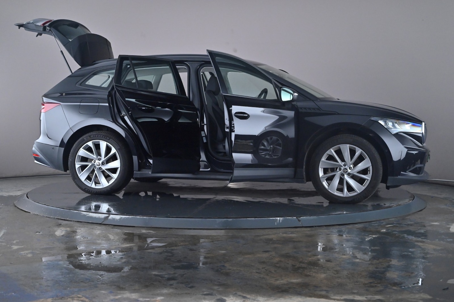 Used Skoda Enyaq 2022 for sale - 76716542: Photo 71