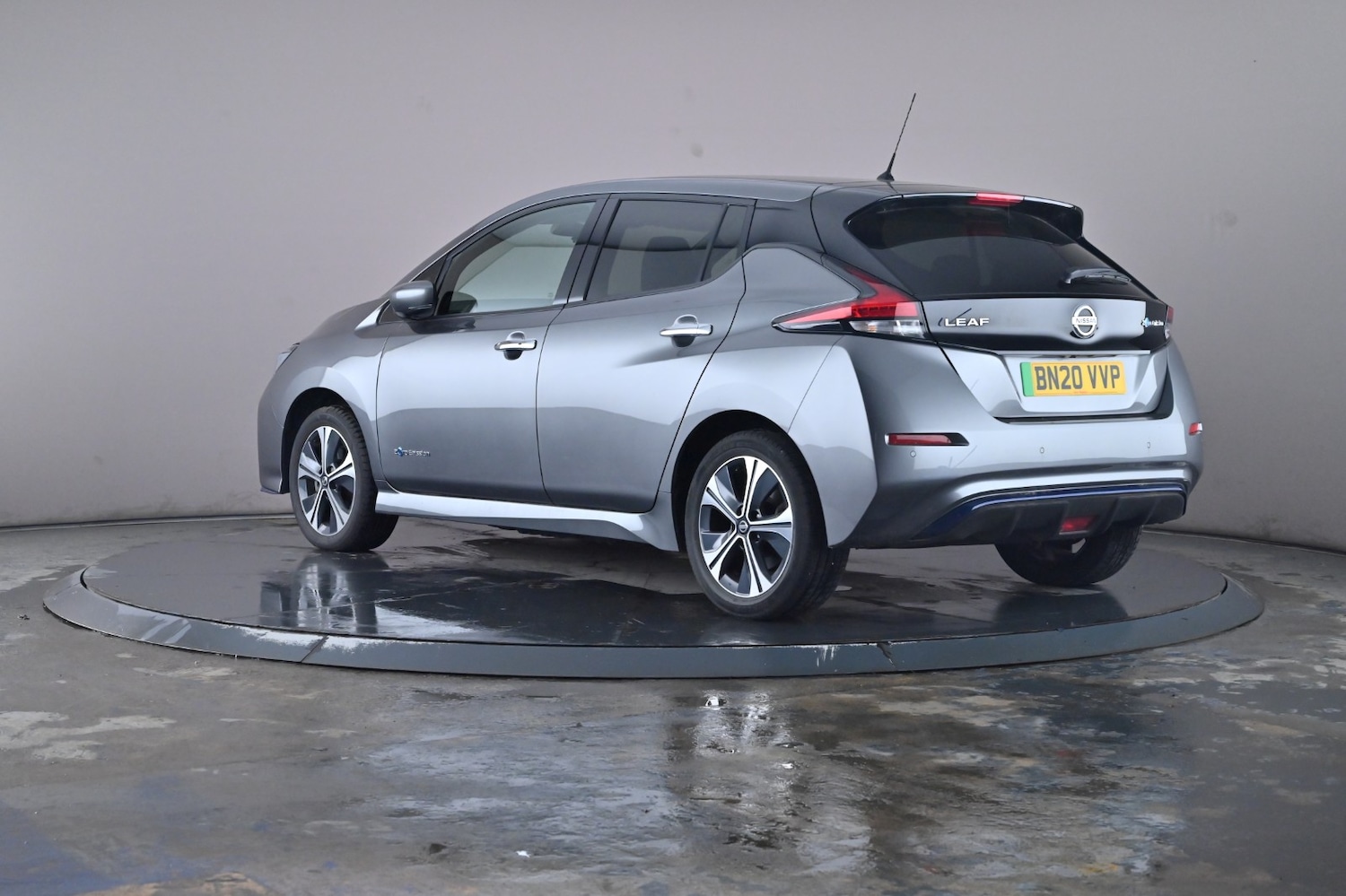 Used Nissan Leaf 2020 for sale - 76716543: Photo 20