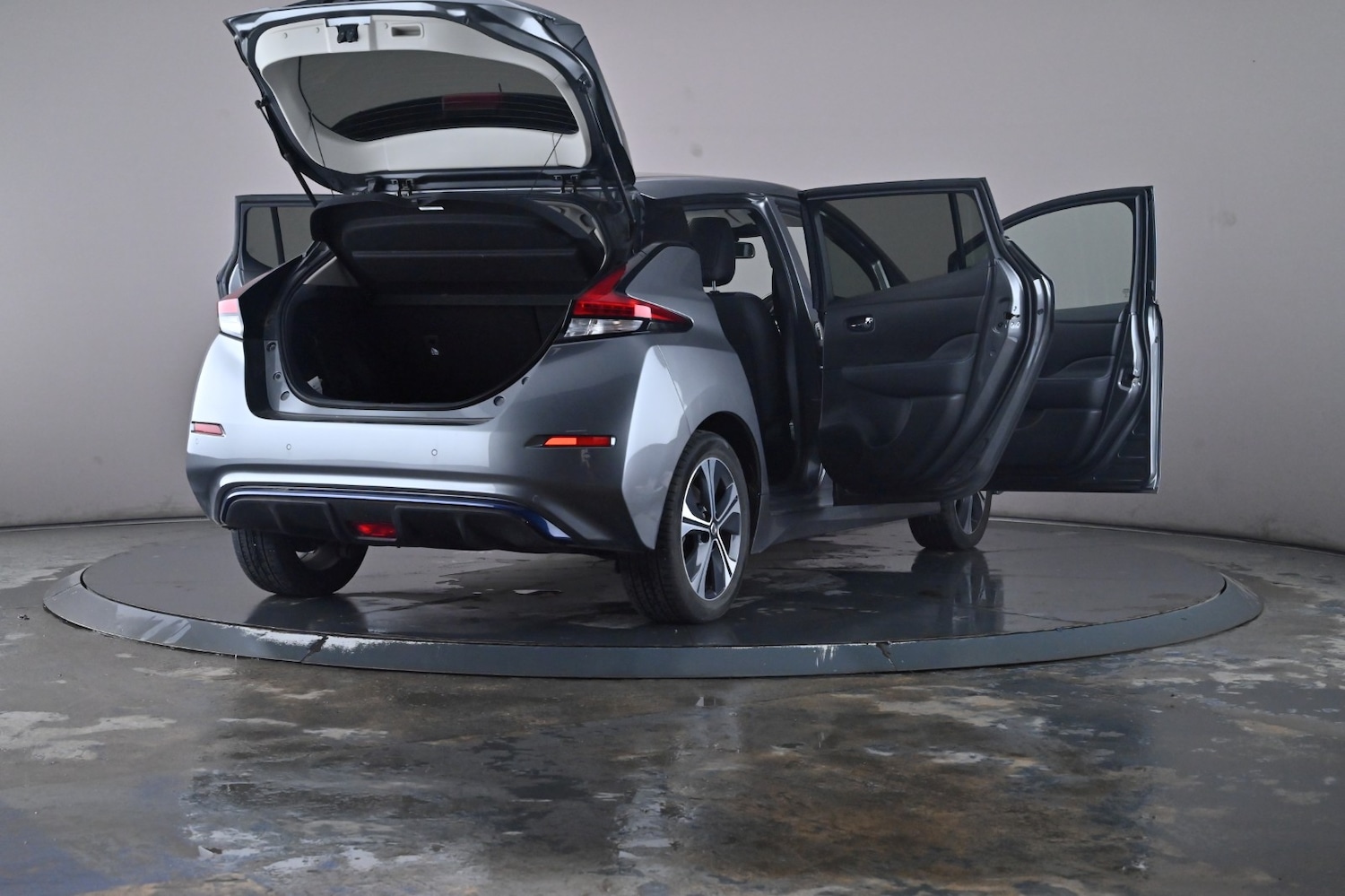 Used Nissan Leaf 2020 for sale - 76716543: Photo 63