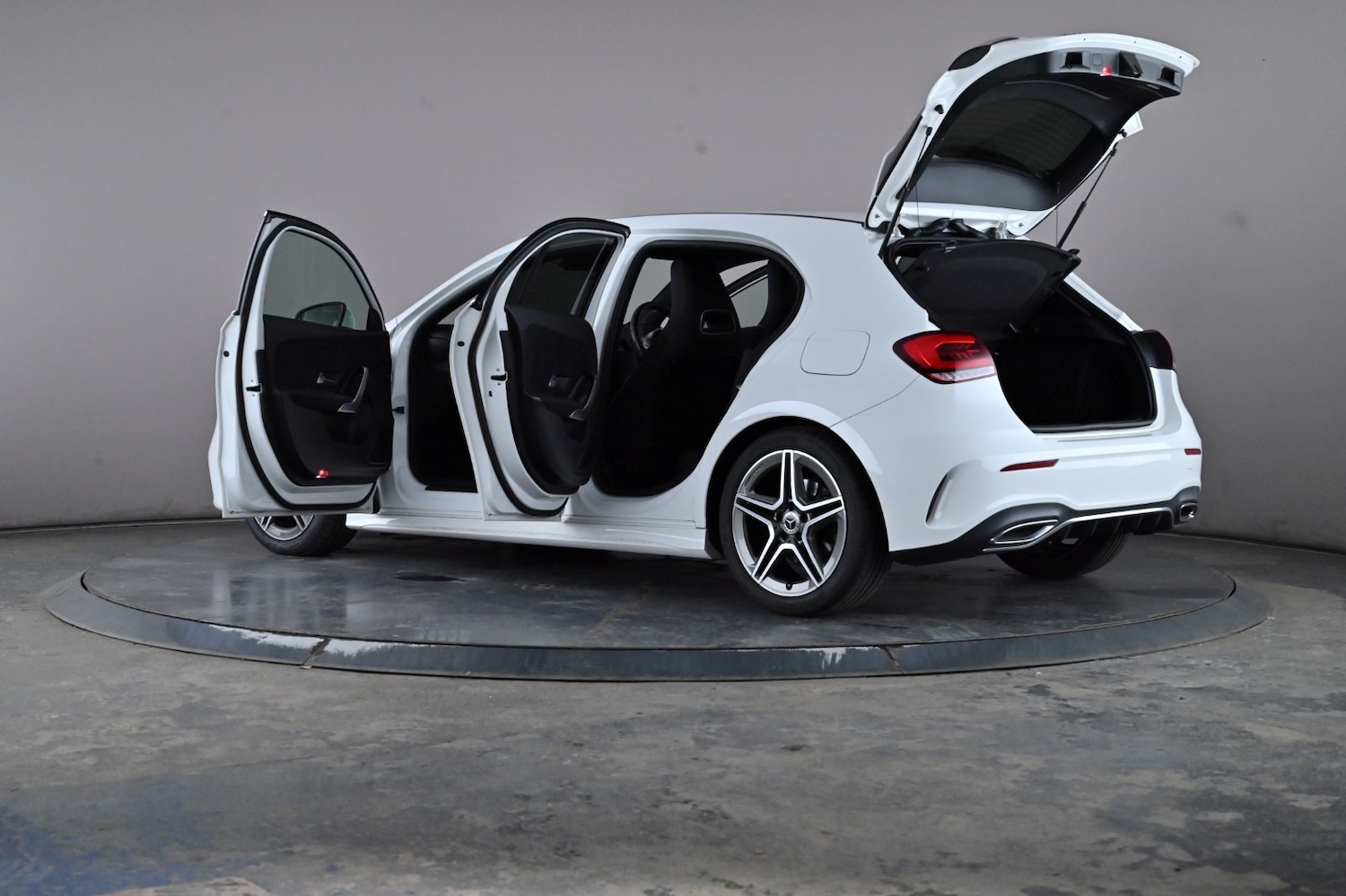 Used Mercedes-Benz A-Class 2019 for sale - 76716495: Photo 66