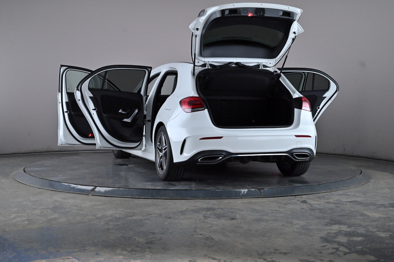 Used Mercedes-Benz A-Class 2019 for sale - 76716495: Photo 69