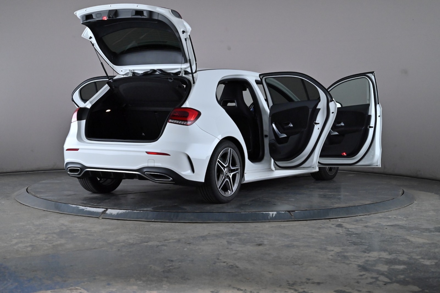 Used Mercedes-Benz A-Class 2019 for sale - 76716495: Photo 74