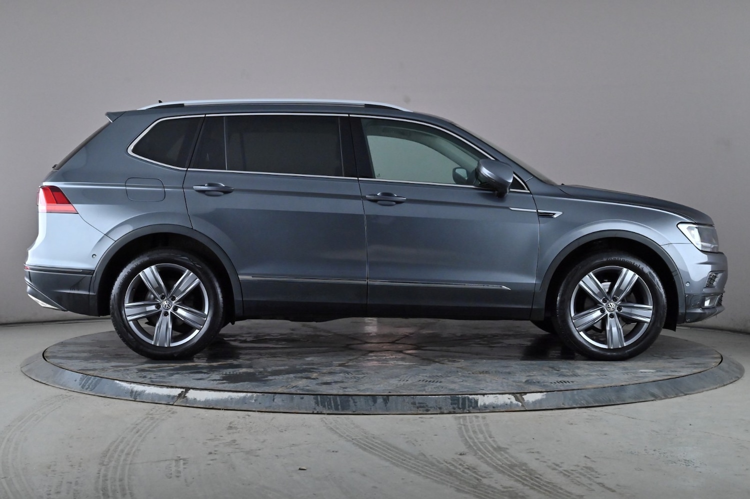 Used Volkswagen Tiguan Allspace 2021 for sale - 77906293: Photo 3