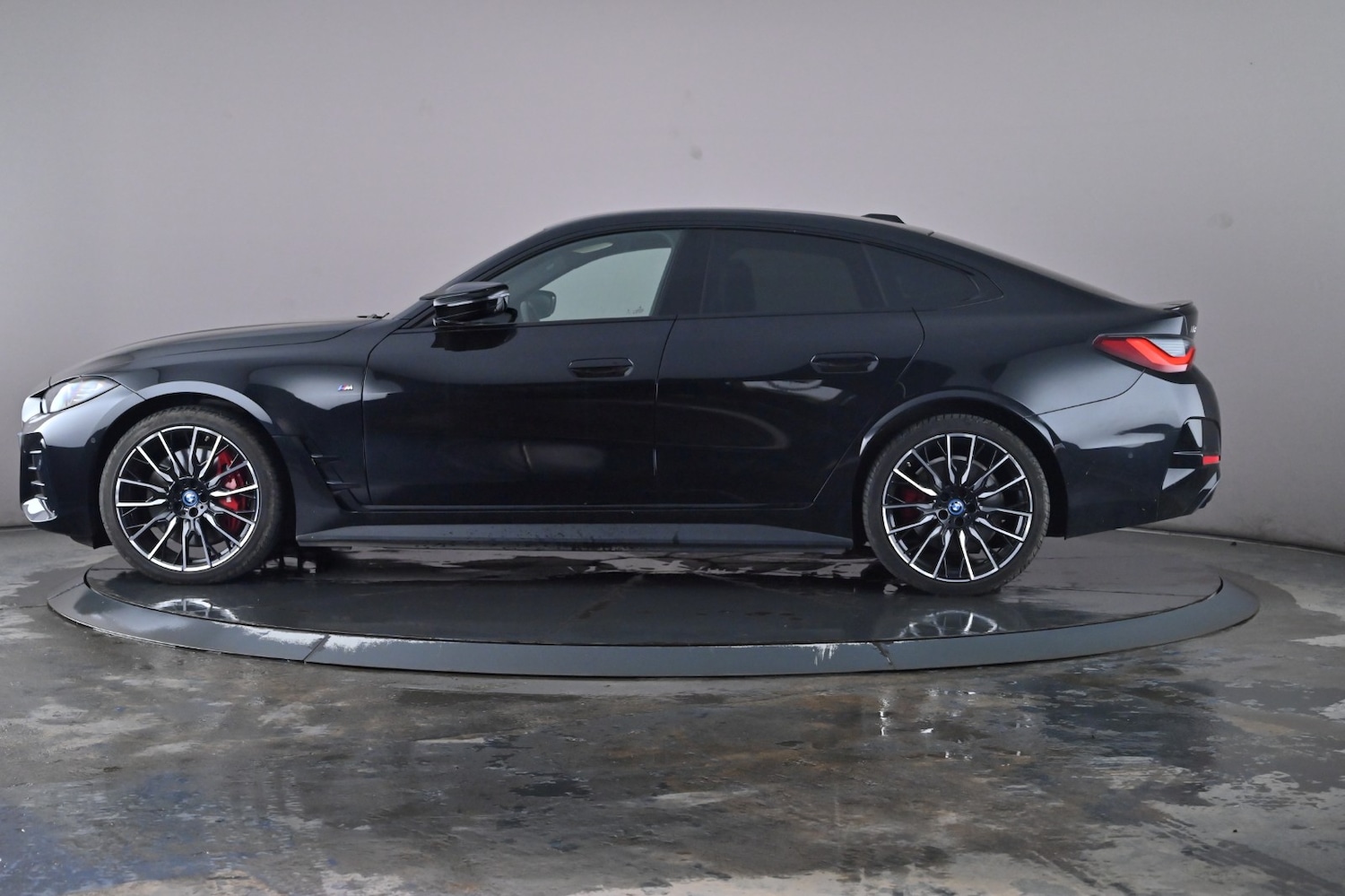 Used BMW i4 2022 for sale - 76716531: Photo 15