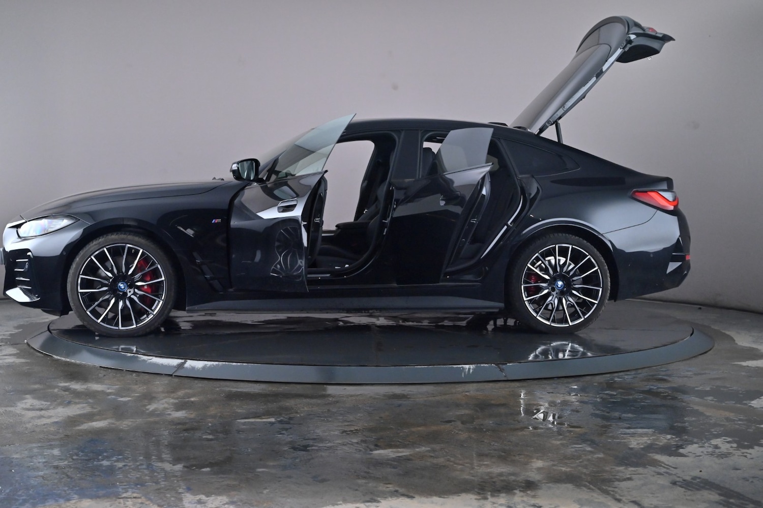 Used BMW i4 2022 for sale - 76716531: Photo 50