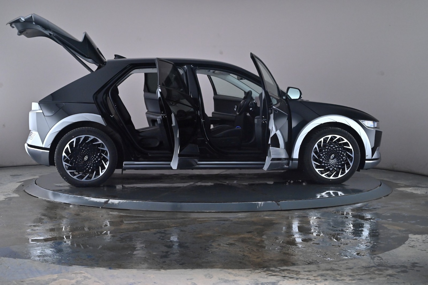 Used Hyundai IONIQ 5 2022 for sale - 76716521: Photo 68