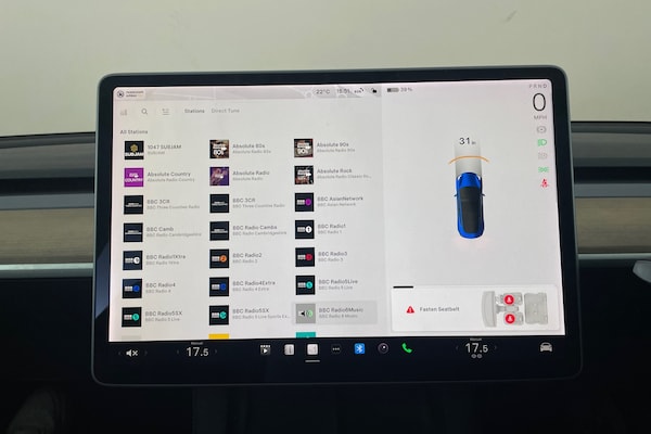 Used Tesla Model 3 2021 for sale - 76305053: Photo 18