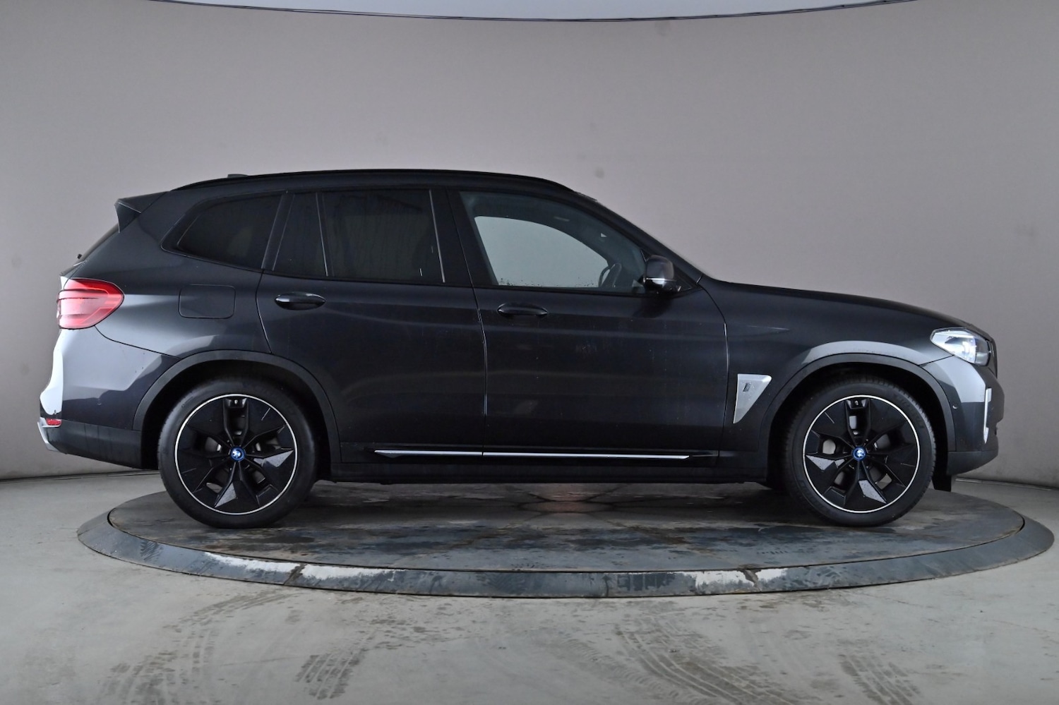 Used BMW iX3 2022 for sale - 77643575: Photo 3