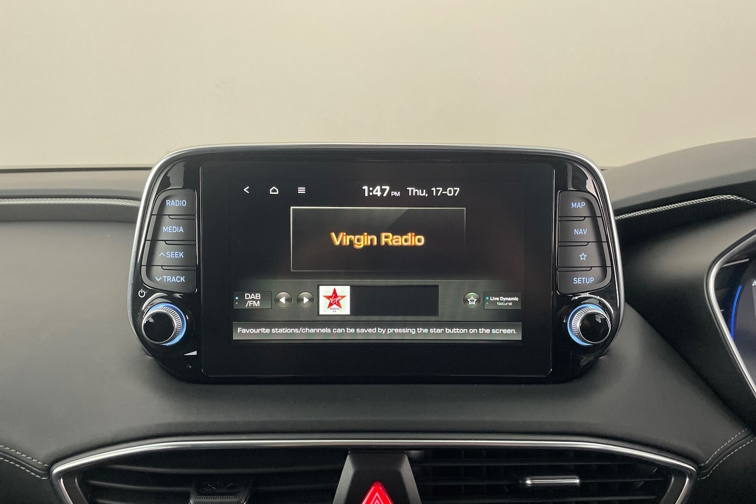 Used Hyundai Santa Fe 2019 for sale - 76730469: Photo 19