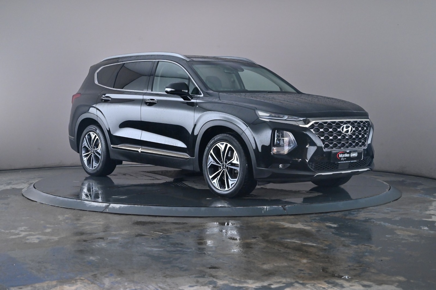 Used Hyundai Santa Fe 2019 for sale - 76730469: Photo 2